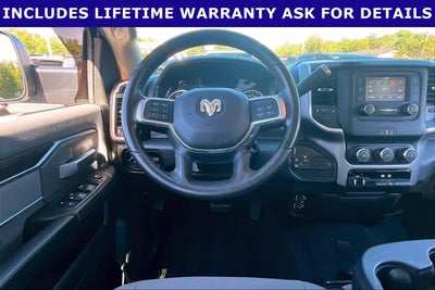 2019 RAM 2500 Big Horn Crew Cab 4x4 8' Box