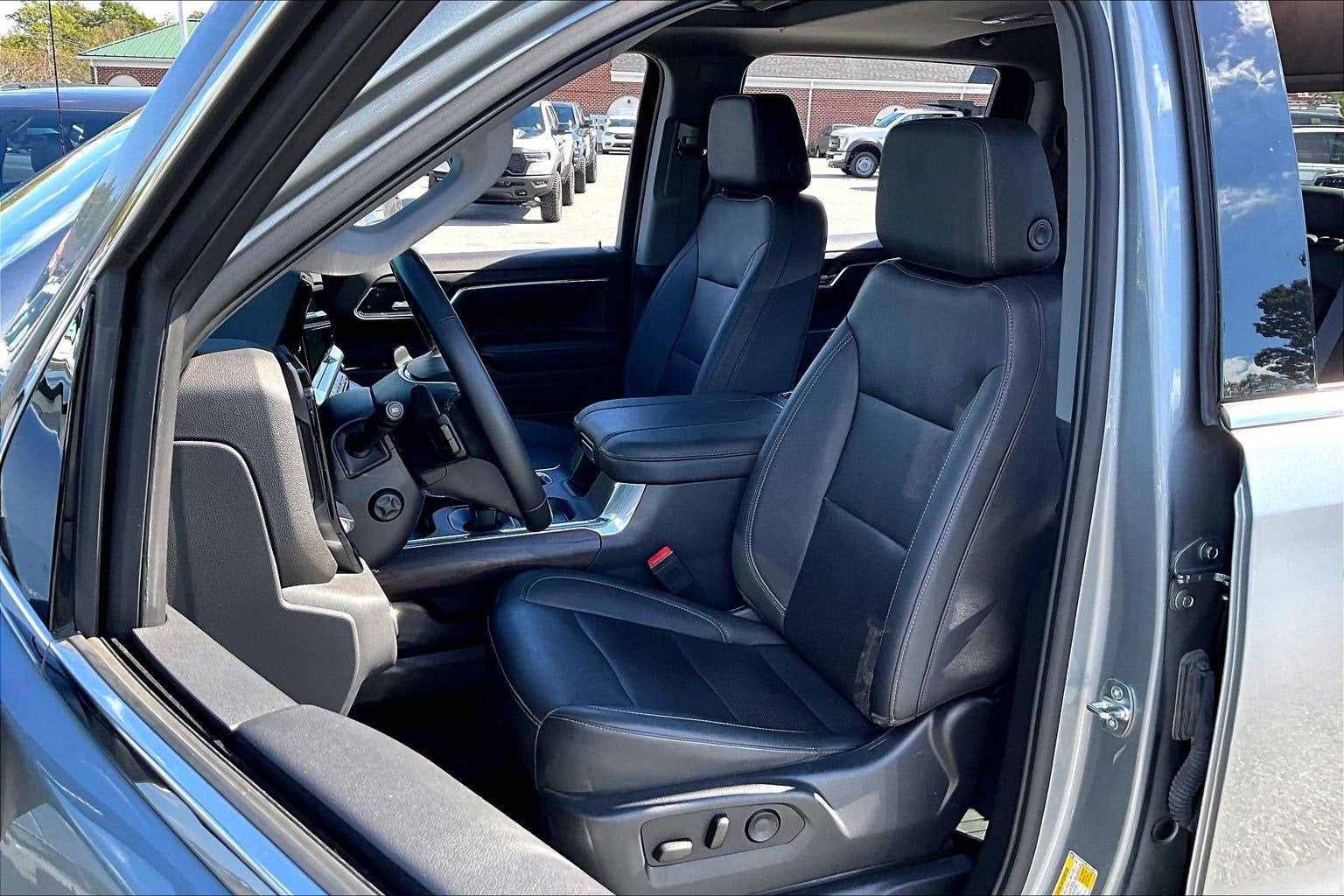 2023 GMC Sierra 1500 4WD Crew Cab Standard Box SLT