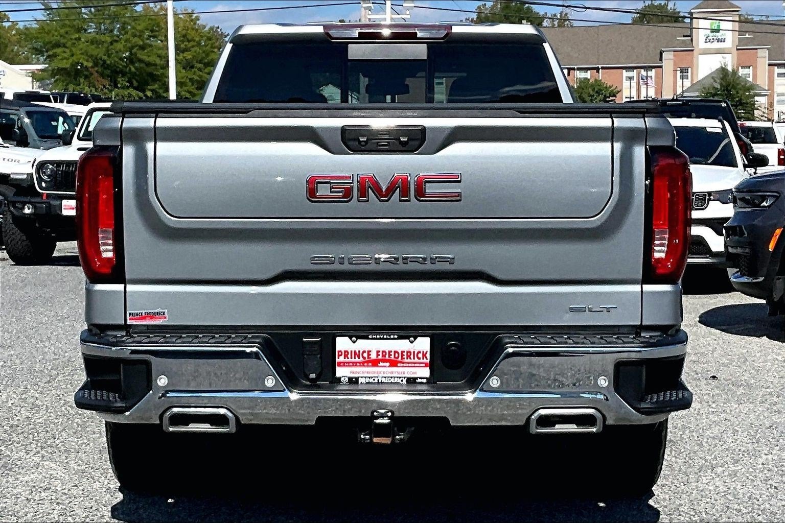 2023 GMC Sierra 1500 4WD Crew Cab Standard Box SLT