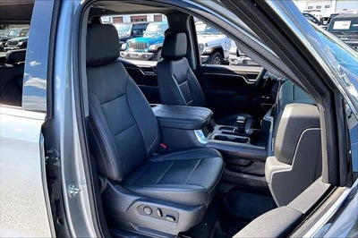 2023 GMC Sierra 1500 4WD Crew Cab Standard Box SLT
