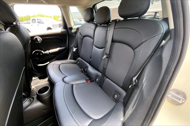 2017 MINI Hardtop 4 Door Cooper