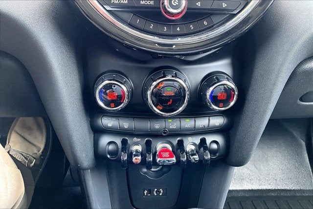 2017 MINI Hardtop 4 Door Cooper