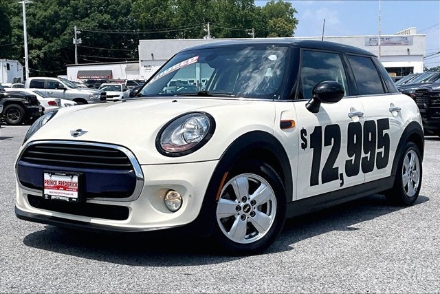 2017 MINI Hardtop 4 Door Cooper