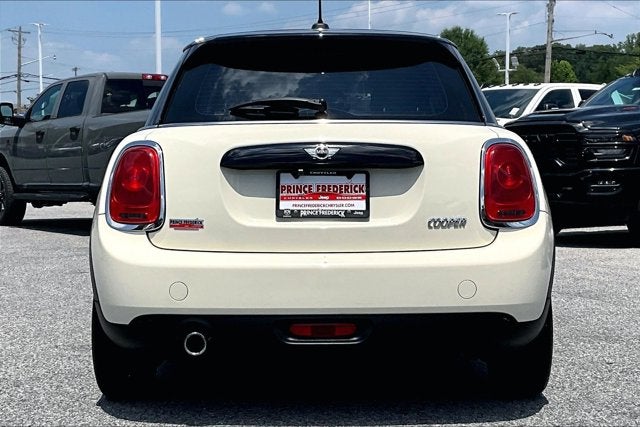 2017 MINI Hardtop 4 Door Cooper