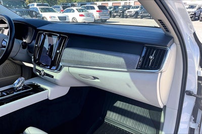 2023 Volvo V90 Cross Country B6 Ultimate