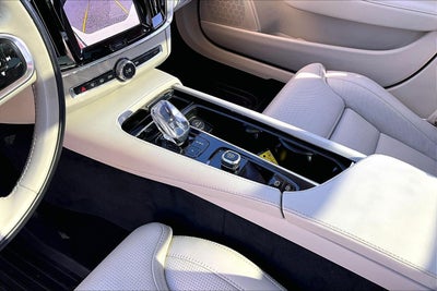 2023 Volvo V90 Cross Country B6 Ultimate