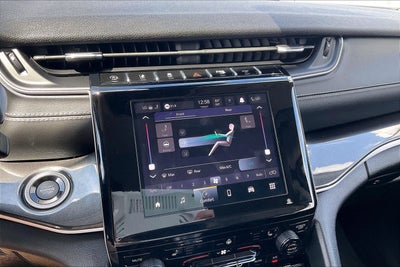 2022 Jeep Grand Cherokee L Laredo