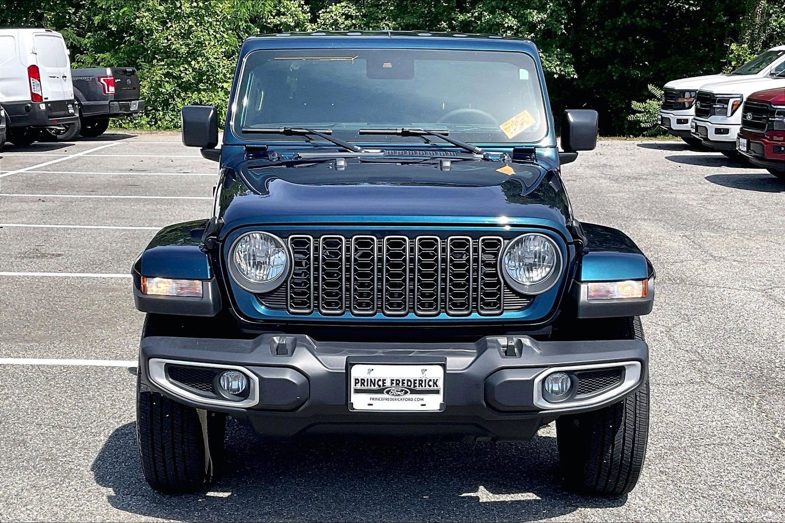 2025 Jeep Gladiator Sport S