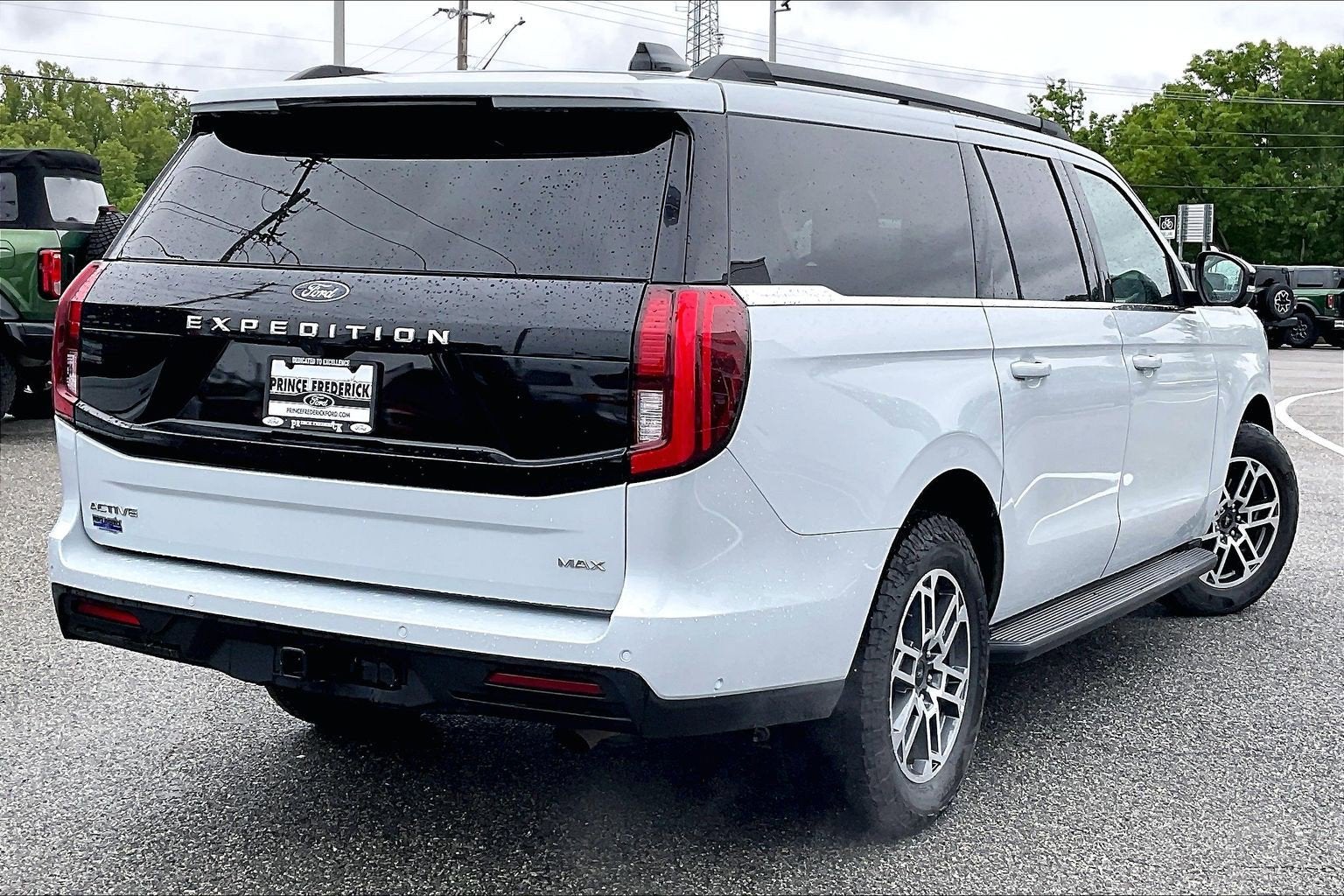 2025 Ford Expedition Max Active