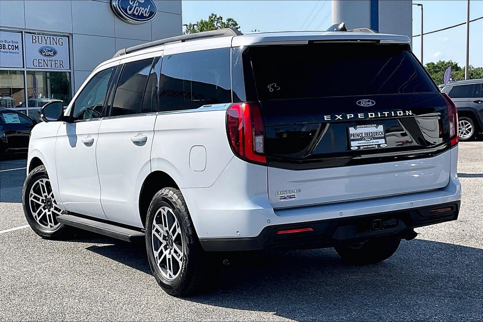 2025 Ford Expedition Active