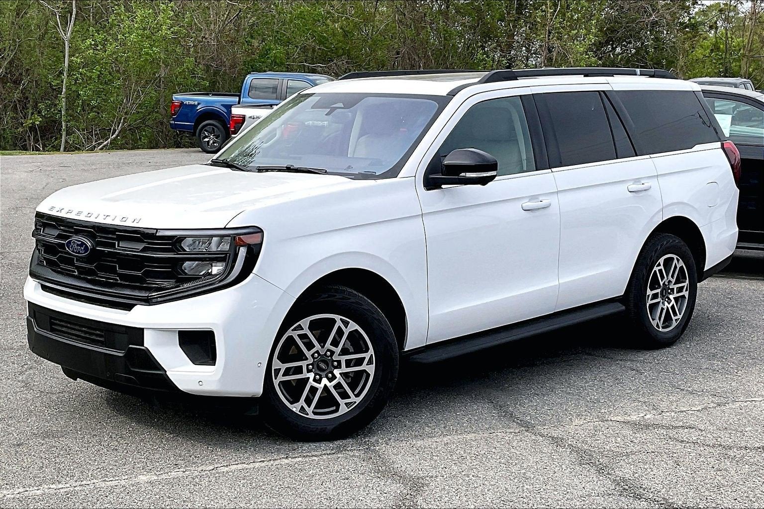 2025 Ford Expedition Active