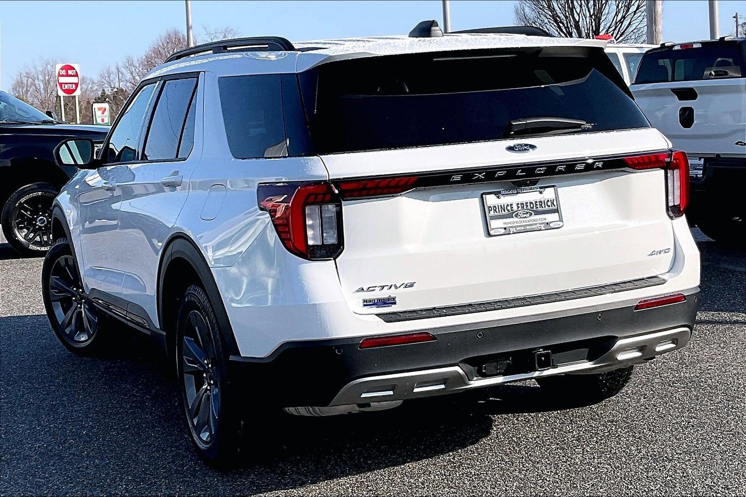 2026 Ford Explorer Active w/200A Pkg