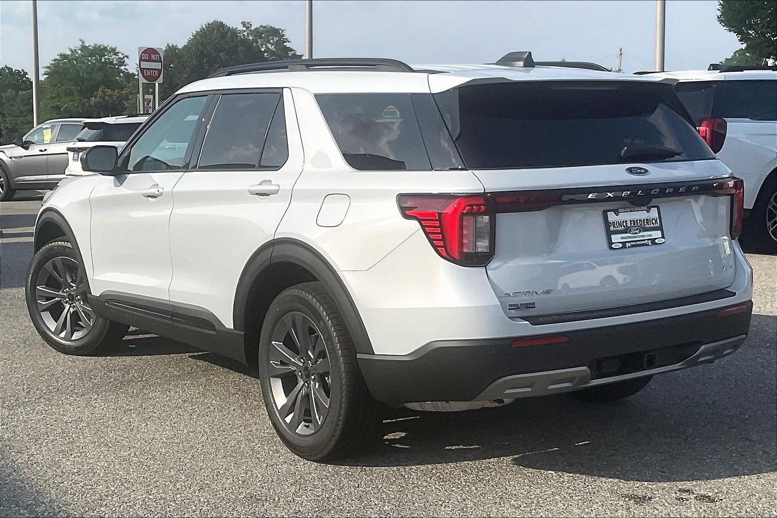 2026 Ford Explorer Active w/200A Pkg