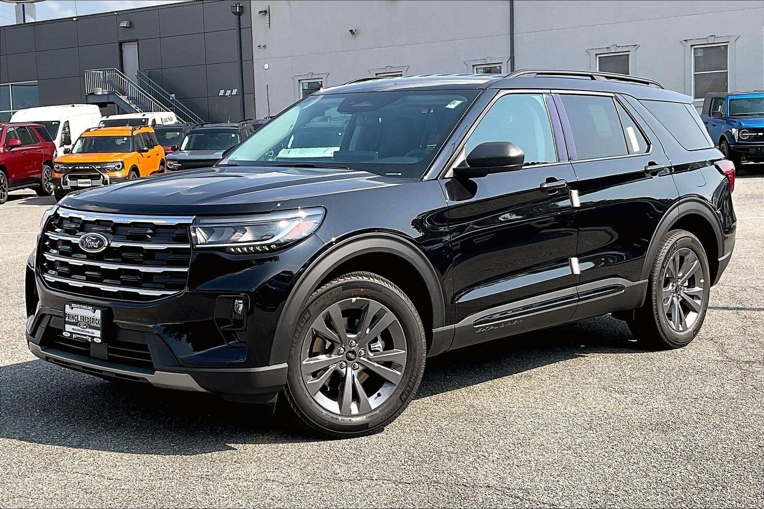 2026 Ford Explorer Active w/200A Pkg