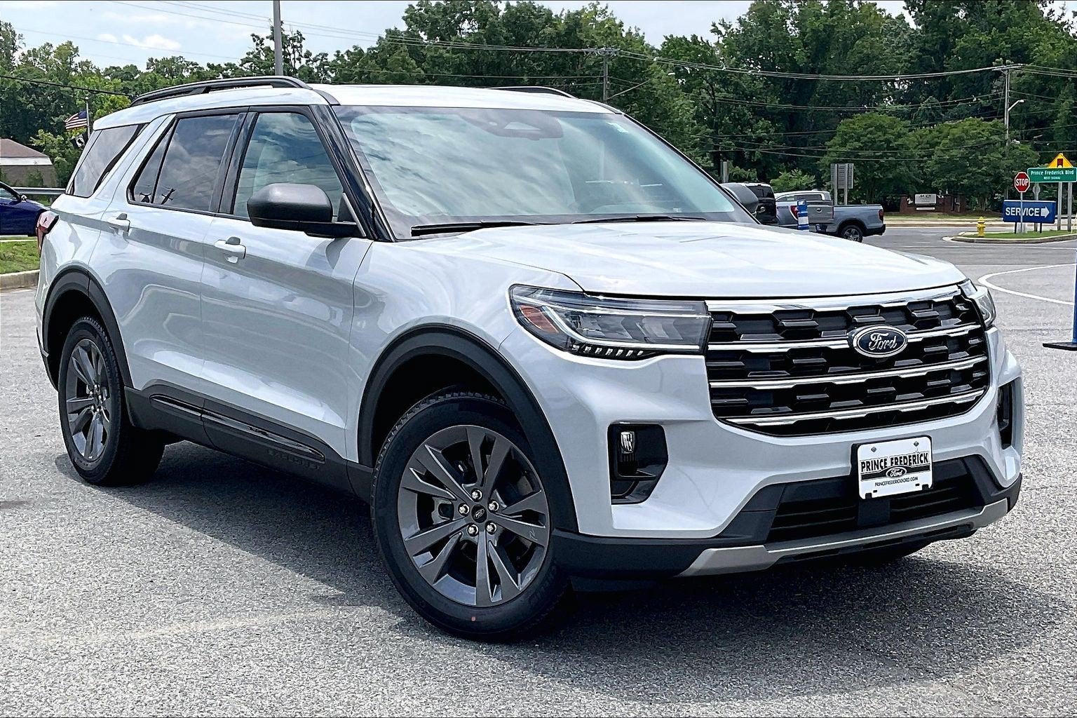 2026 Ford Explorer Active w/200A Pkg