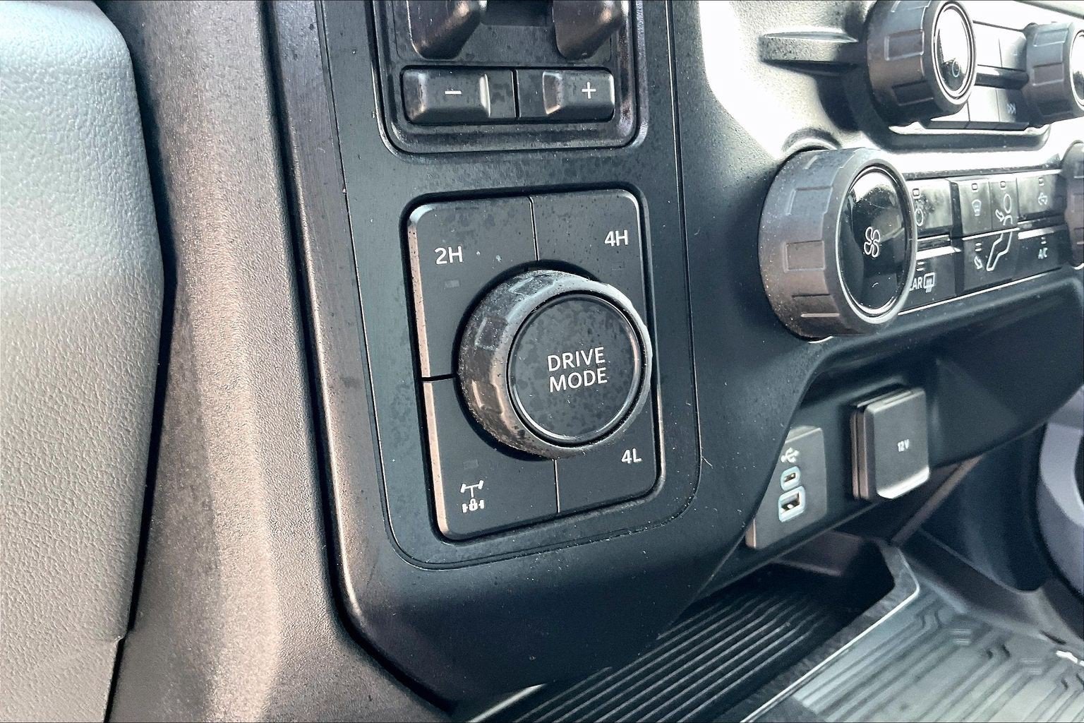 2024 Ford Super Duty F-250 SRW XL