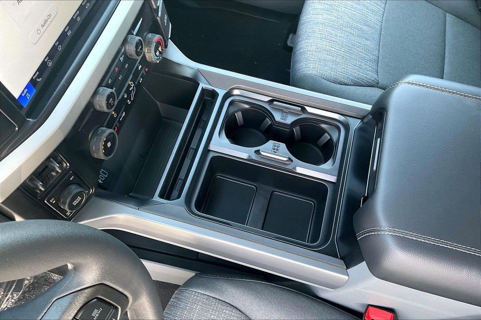 2026 Ford Super Duty F-350 SRW XLT