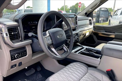 2026 Ford Super Duty F-350 DRW Platinum
