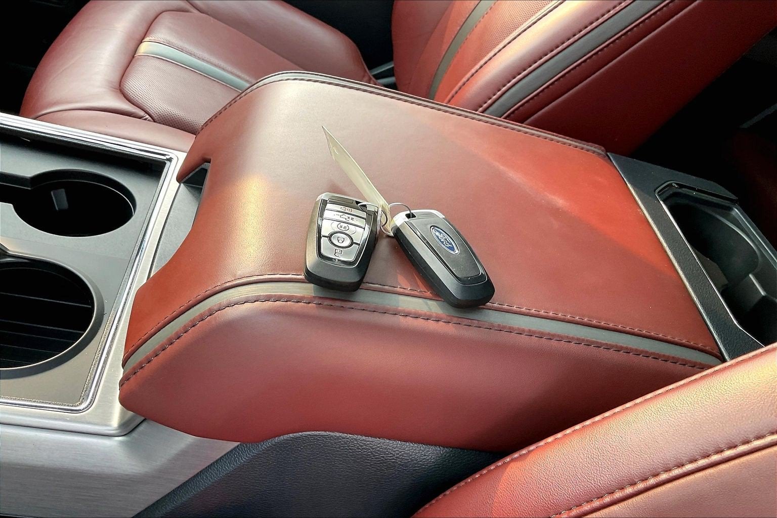 2022 Ford Super Duty F-450 DRW Platinum
