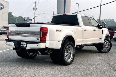 2022 Ford Super Duty F-450 DRW Platinum