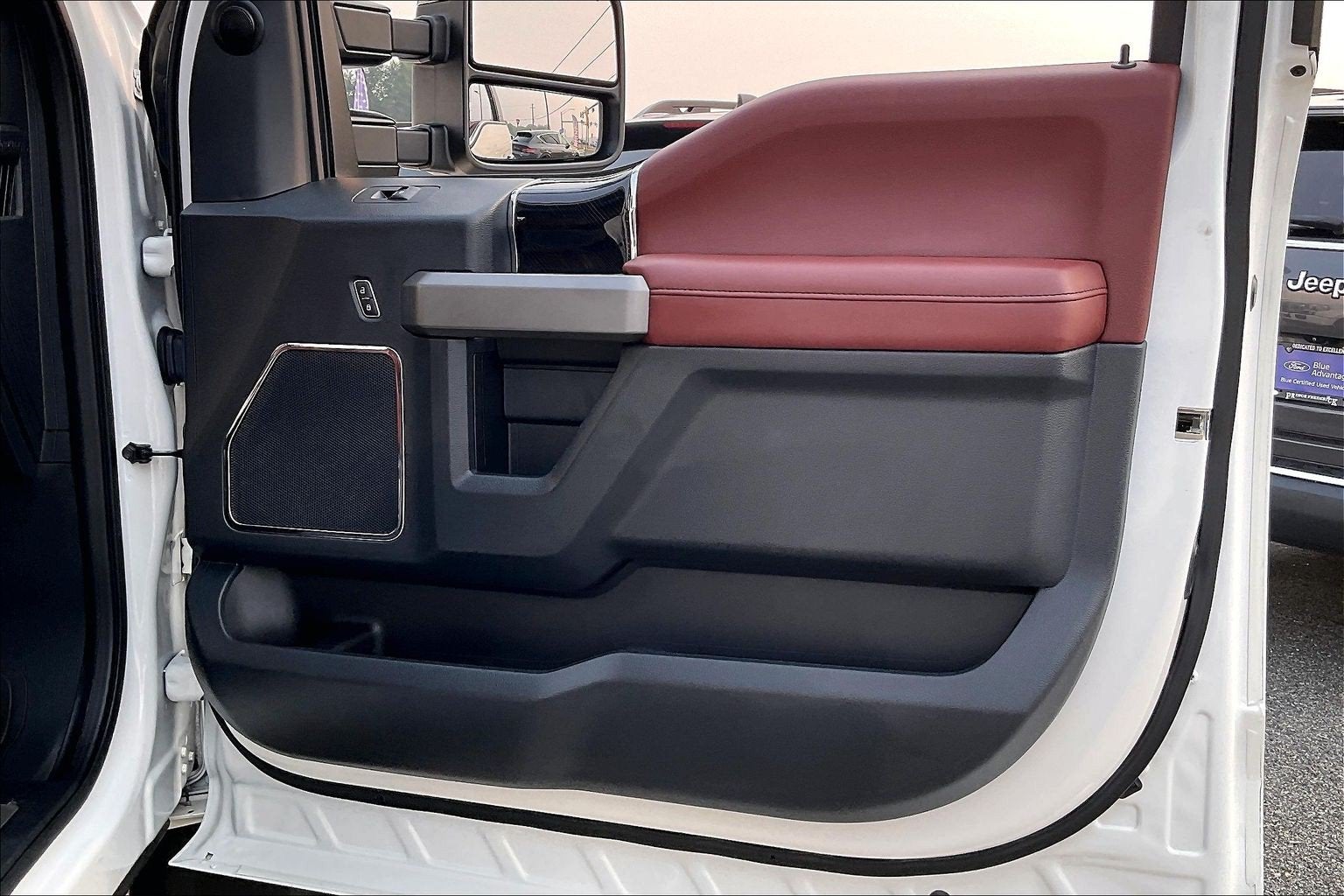 2022 Ford Super Duty F-450 DRW Platinum