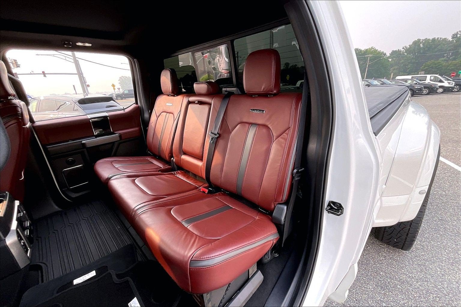 2022 Ford Super Duty F-450 DRW Platinum