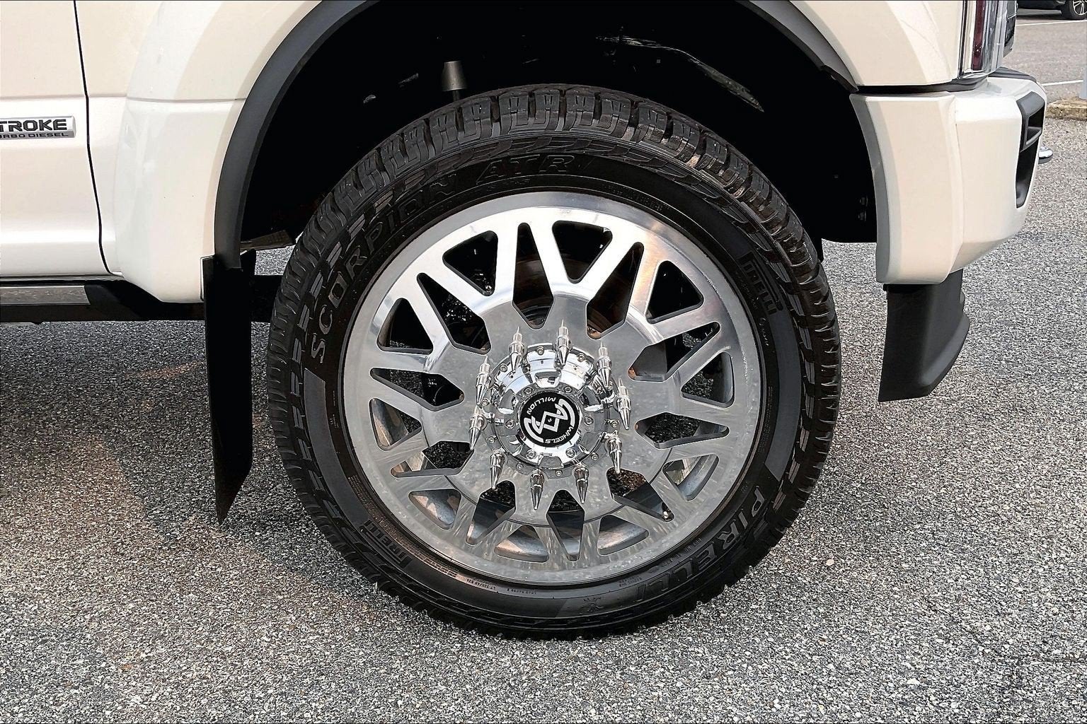 2022 Ford Super Duty F-450 DRW Platinum