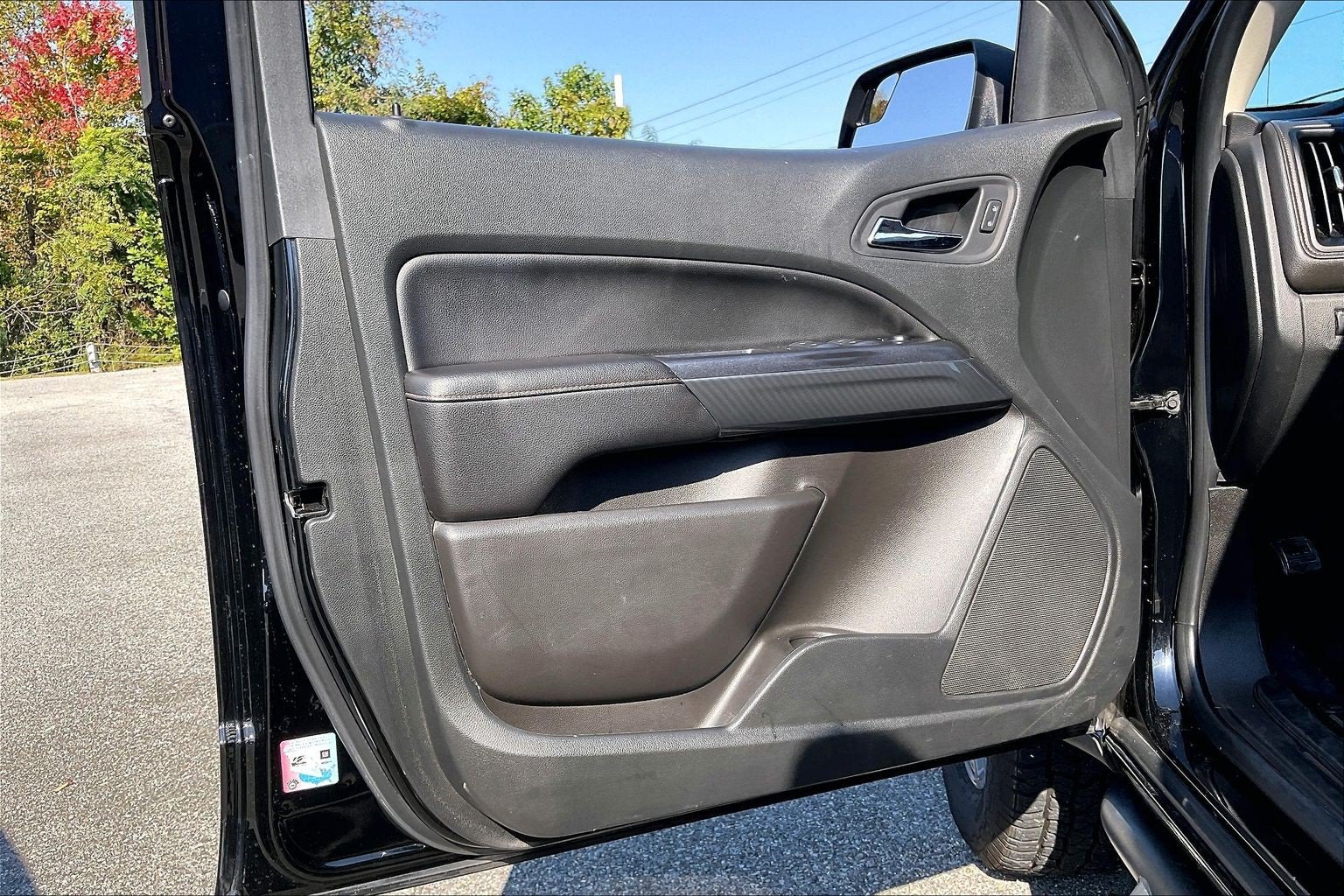 2022 GMC Canyon 4WD AT4 w/Leather