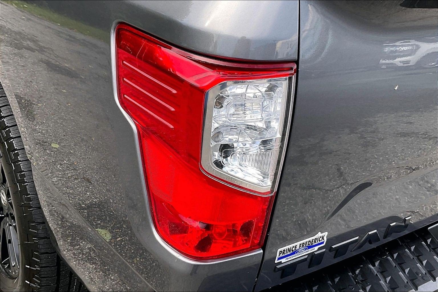 2019 Nissan Titan SV