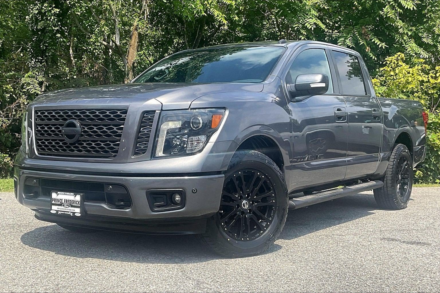 2019 Nissan Titan SV
