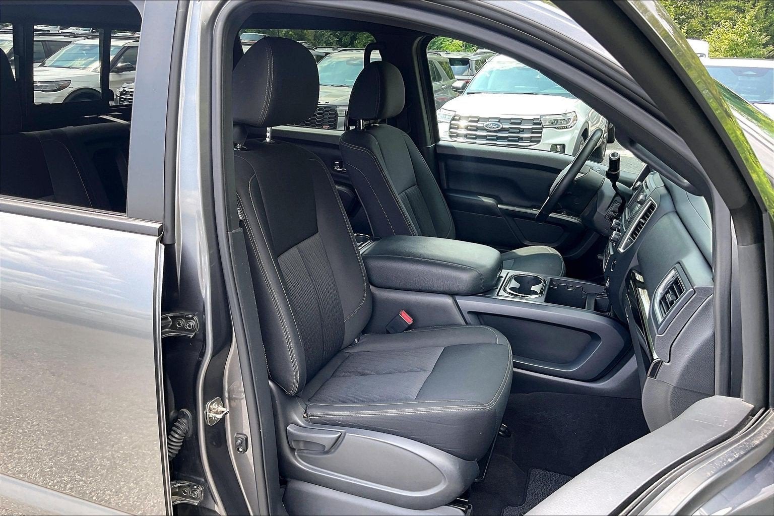 2019 Nissan Titan SV
