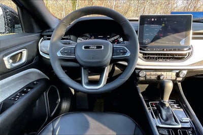 2024 Jeep Compass Latitude Lux