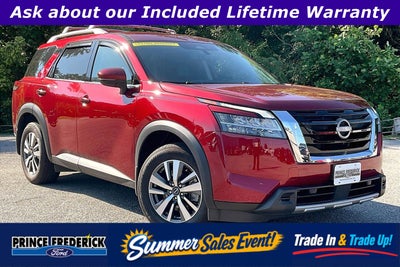 2024 Nissan Pathfinder SL