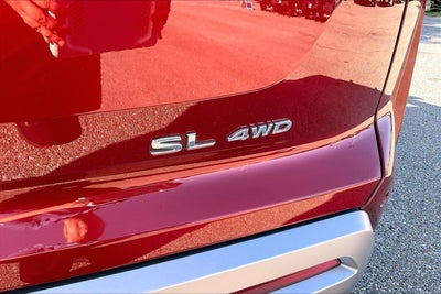 2024 Nissan Pathfinder SL