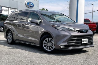 2021 Toyota Sienna XLE