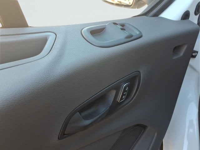 2027 Ford Transit Passenger Wagon XL