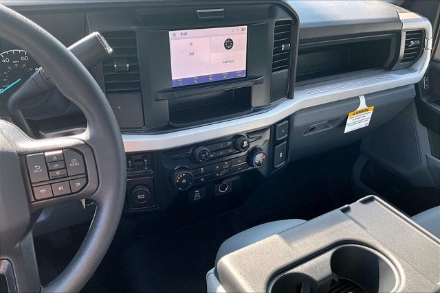 2026 Ford Super Duty F-350 DRW XL