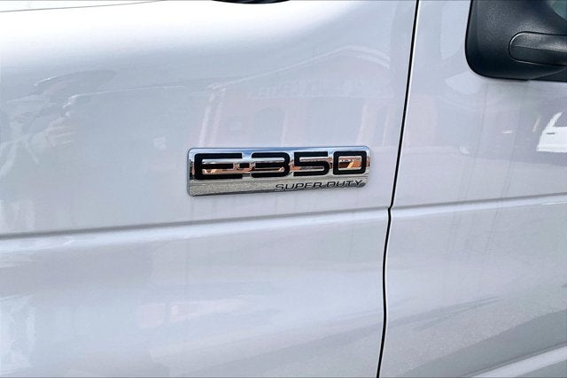 2026 Ford E-Series Cutaway E-350 SRW