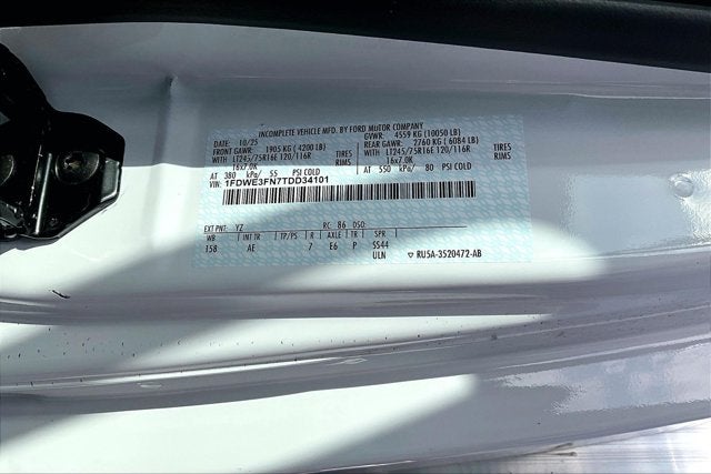 2026 Ford E-Series Cutaway E-350 SRW