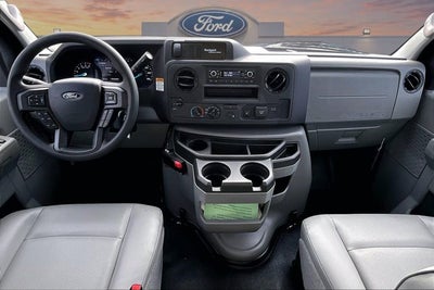 2026 Ford E-Series Cutaway E-350 SRW