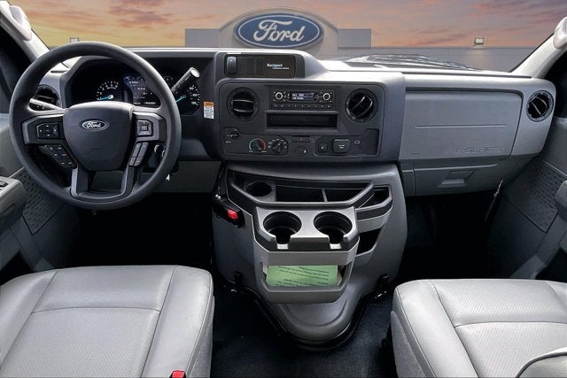 2026 Ford E-Series Cutaway E-350 SRW