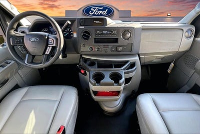 2026 Ford E-Series Cutaway E-450 DRW