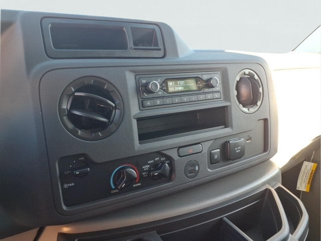2027 Ford E-450 W/ 14' Box Van E-450 DRW