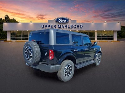 2026 Ford Bronco Outer Banks