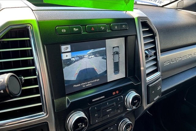 2017 Ford Super Duty F-250 SRW Lariat