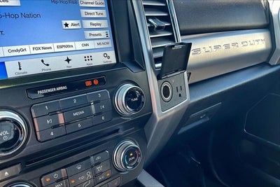 2017 Ford Super Duty F-250 SRW Lariat