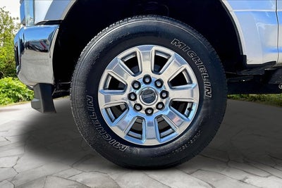 2017 Ford Super Duty F-250 SRW Lariat