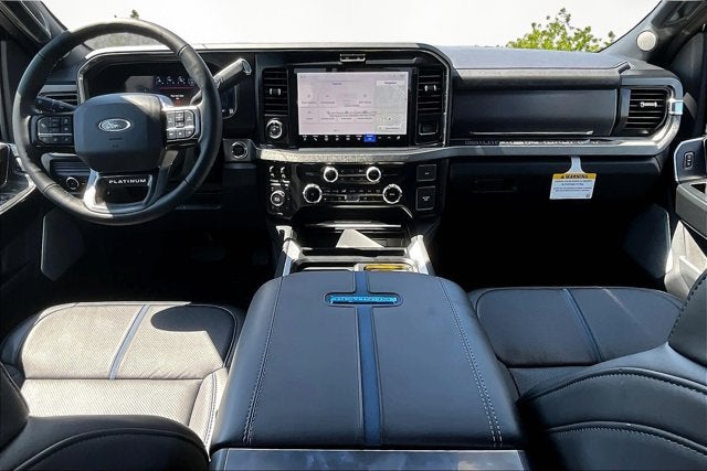 2026 Ford Super Duty F-250 SRW Platinum