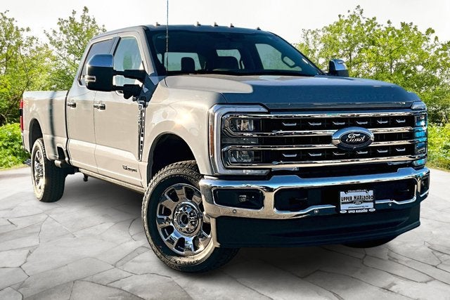 2026 Ford Super Duty F-350 SRW LARIAT