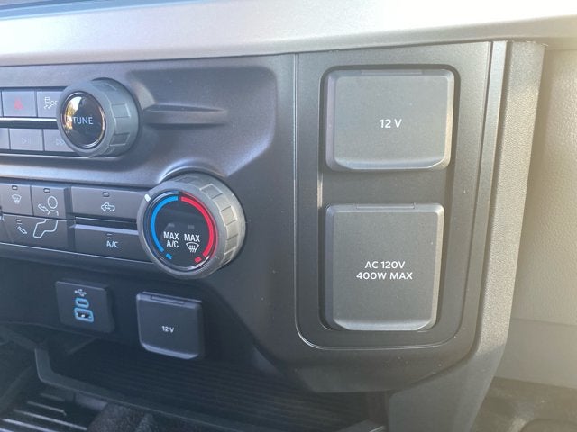 2027 Ford Super Duty F-350 DRW XL